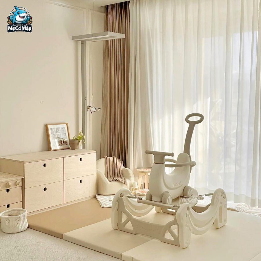 Ngựa bập bênh Banana