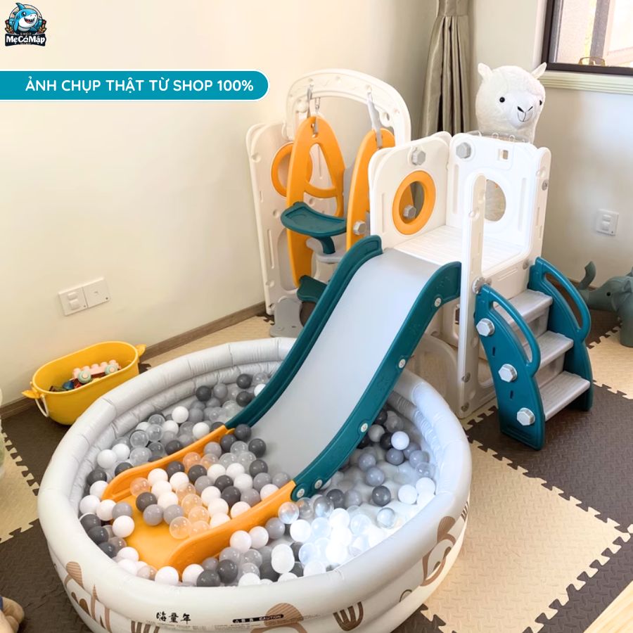 Cầu trượt xích đu Pakey lâu đài CS2