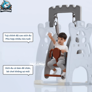 Xích đu có thêm thanh để chân ở dưới khu vực ngồi giúp bé không bị mỏi khi chơi