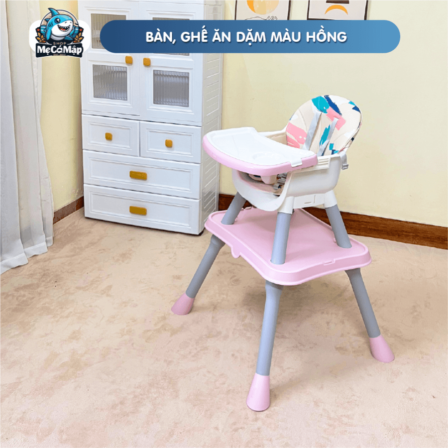 Mặt bàn thiết kế 2 lớp nhựa PP cao cấp, đồng thờ là 2 khay để sử dụng. 1 khay có ngăn kể cốc - bình nước