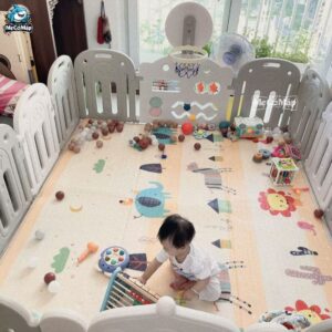 Quây cũi nhựa Pakey Vương Miện