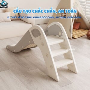 Cầu trượt Pakey Phi hành gia