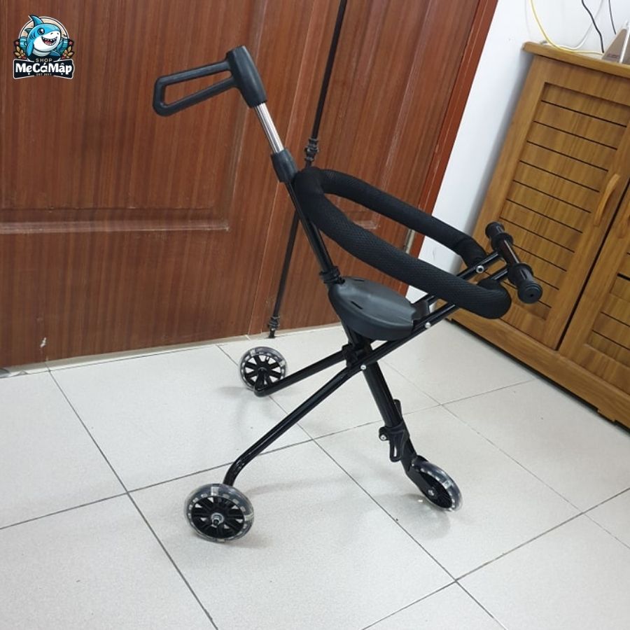 xe đẩy 3 bánh cho bé