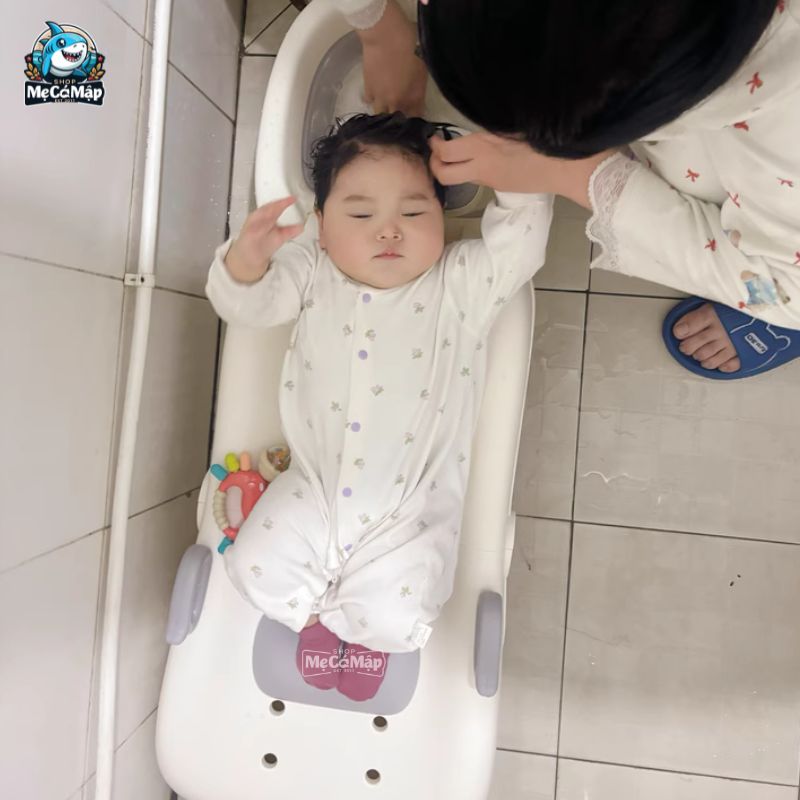 Ghế gội đầu cho bé