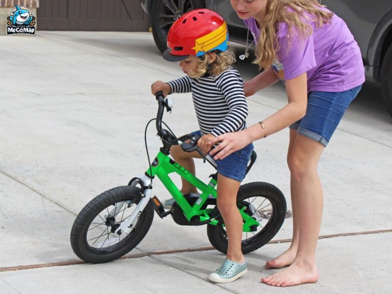 Cách tập đi xe đạp cho trẻ: Quy trình và 4 lỗi phụ huynh thường mắc