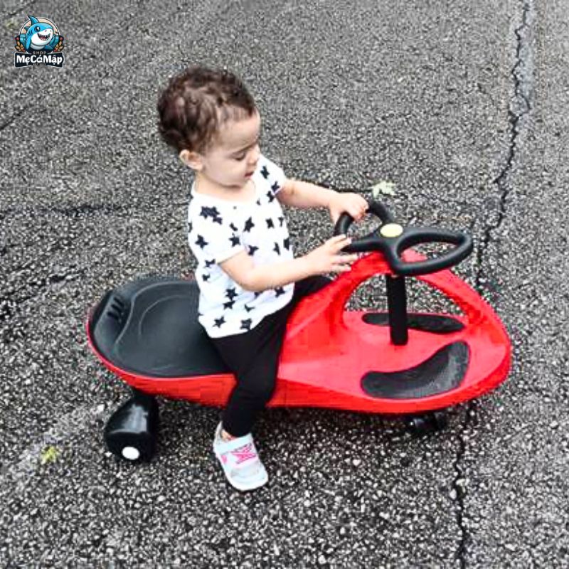 Xe cho bé 1 tuổi: Nên mua xe lắc, xe tập đi hay xe chòi chân?