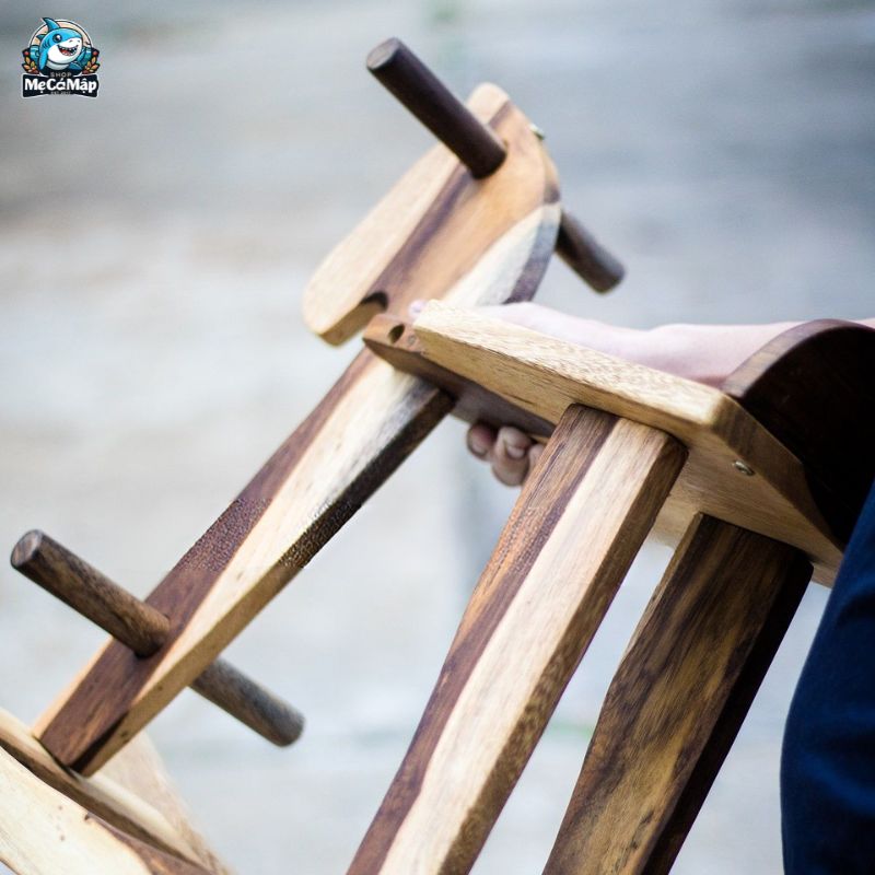 Có nên mua bập bênh gỗ cho bé? Ưu - nhược điểm và lưu ý khi sử dụng