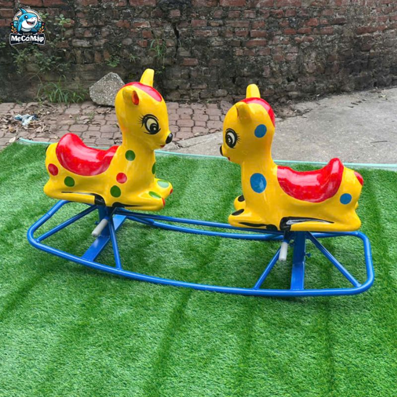 Cho bé chơi bập bênh ngoài trời và những điều cần lưu ý cho ba mẹ