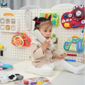 Combo bảng bận rộn và đồ chơi Montessori