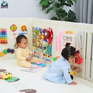 Combo bảng bận rộn và đồ chơi Montessori