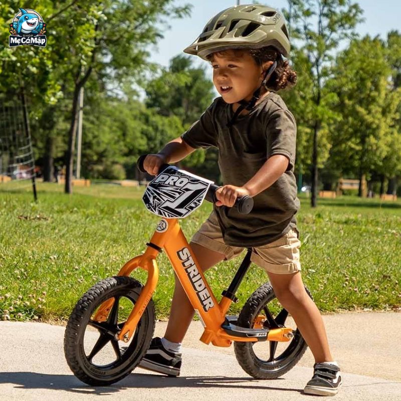 Xe chòi chân sử dụng cho bé mấy tuổi? Cần lưu ý gì khi chọn?