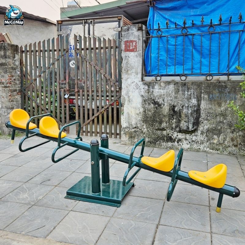 Chơi bập bênh mang lại lợi ích gì cho sự phát triển của trẻ?