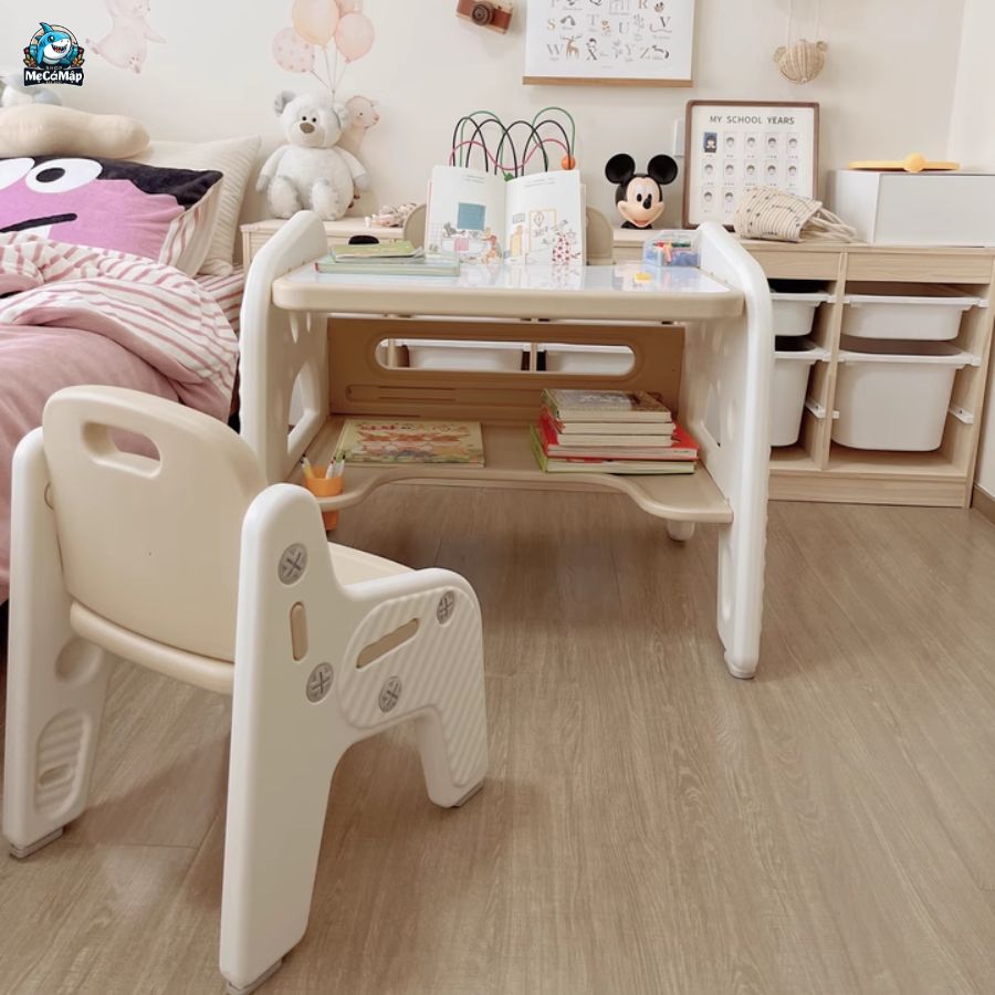 Ghế nhựa cho bé Pakey YY02