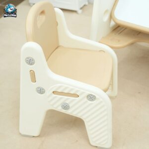 Ghế nhựa cho bé Pakey YY02
