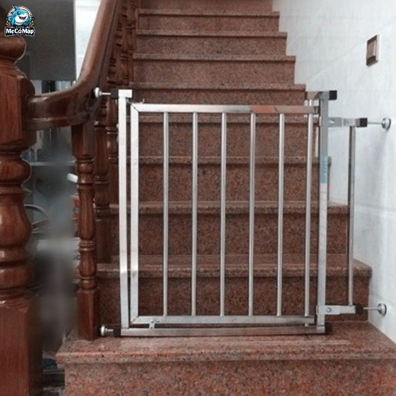 Thanh chắn cầu thang inox và những điều ba mẹ cần biết