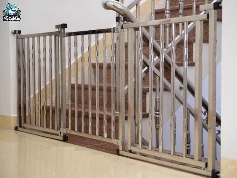 Thanh chắn cầu thang inox và những điều ba mẹ cần biết