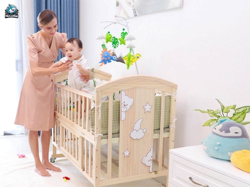 Nên mua giường cũi để tạo không gian ngủ riêng, an toàn và khoa học